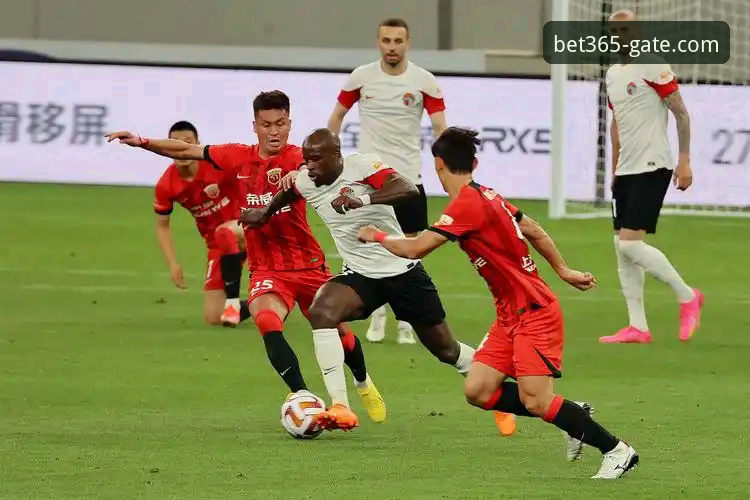 青岛海牛vs上海海港技术对比：BET365赛事数据与现场表现全面测评